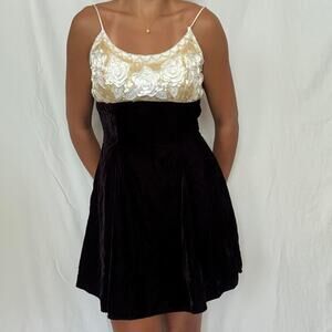 Vintage Jessoca McClintock Dillards black velvet mini dress sequins beaded